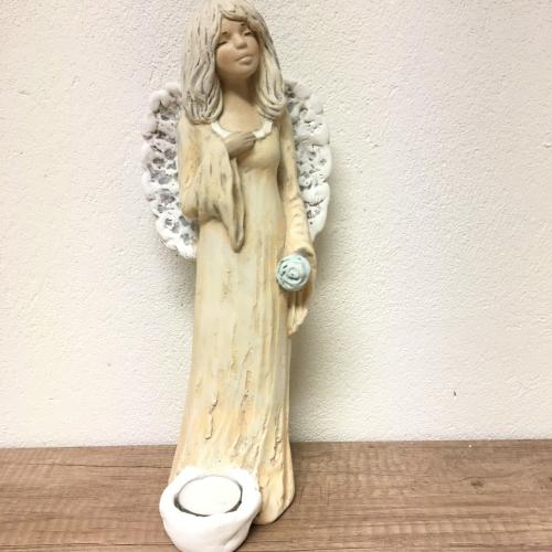 Anděl umělý kámen držící růžičku na čajovou svíčku 33cm -025
