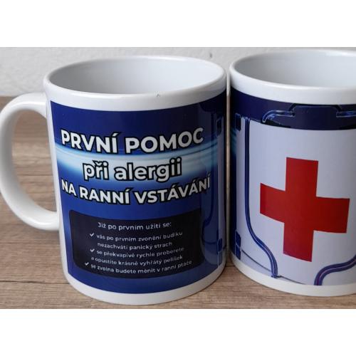 Porcelánový bílý hrnek 350ml s celo obtiskem - pomoc při alergii na ranní vstávání