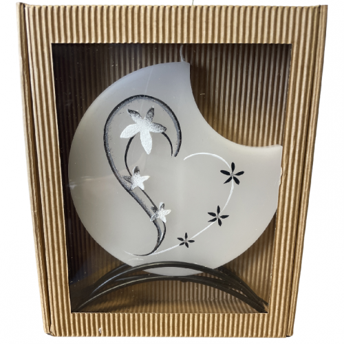 Svíčka disk v kov stojánku 17x15cm - Srdce bílé