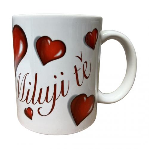 Porcelánový bílý hrnek 350ml s celo obtiskem - Miluji tě srdíčka
