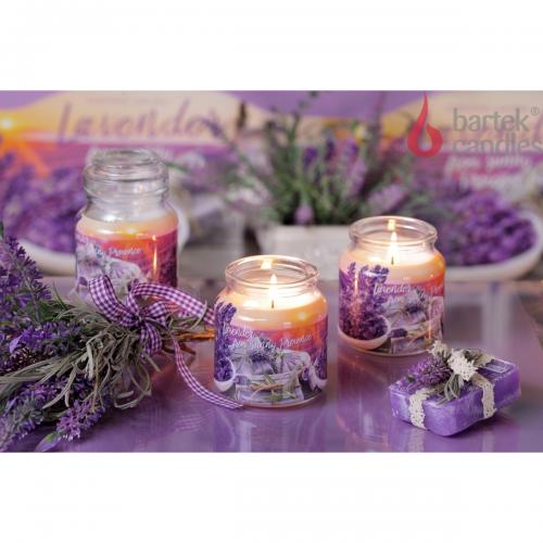 Svíčka s vůní 130g ve skleněné dóze s víčkem - Lavender FIELDS & SOAP