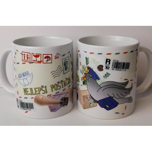 Porcelánový bílý hrnek 350ml s celo obtiskem - Poštačka