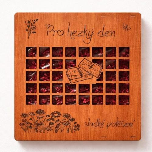 Čokoláda 100g sypaná v dřevěné krabičce - Pro hezký den