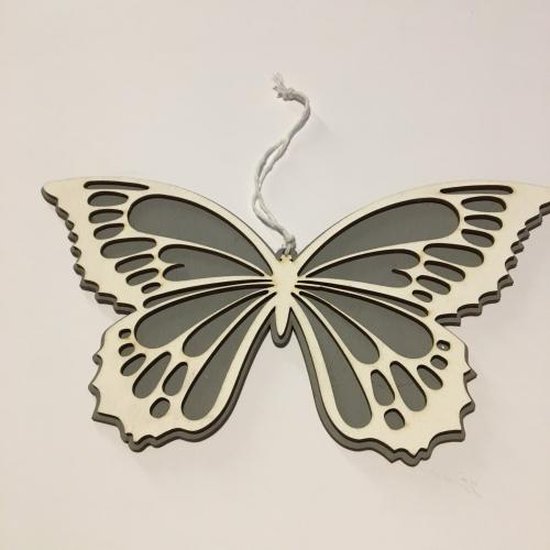 Dřevěný motýl -bílo-šedý - velký